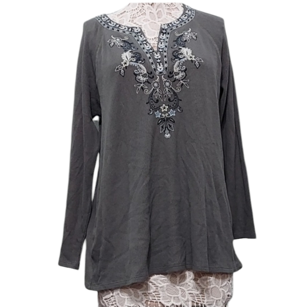 NWT J Jill coriandmul floral embroidered thermal weave greyish green top Size L